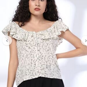NWT DEX | White floral Blouse small